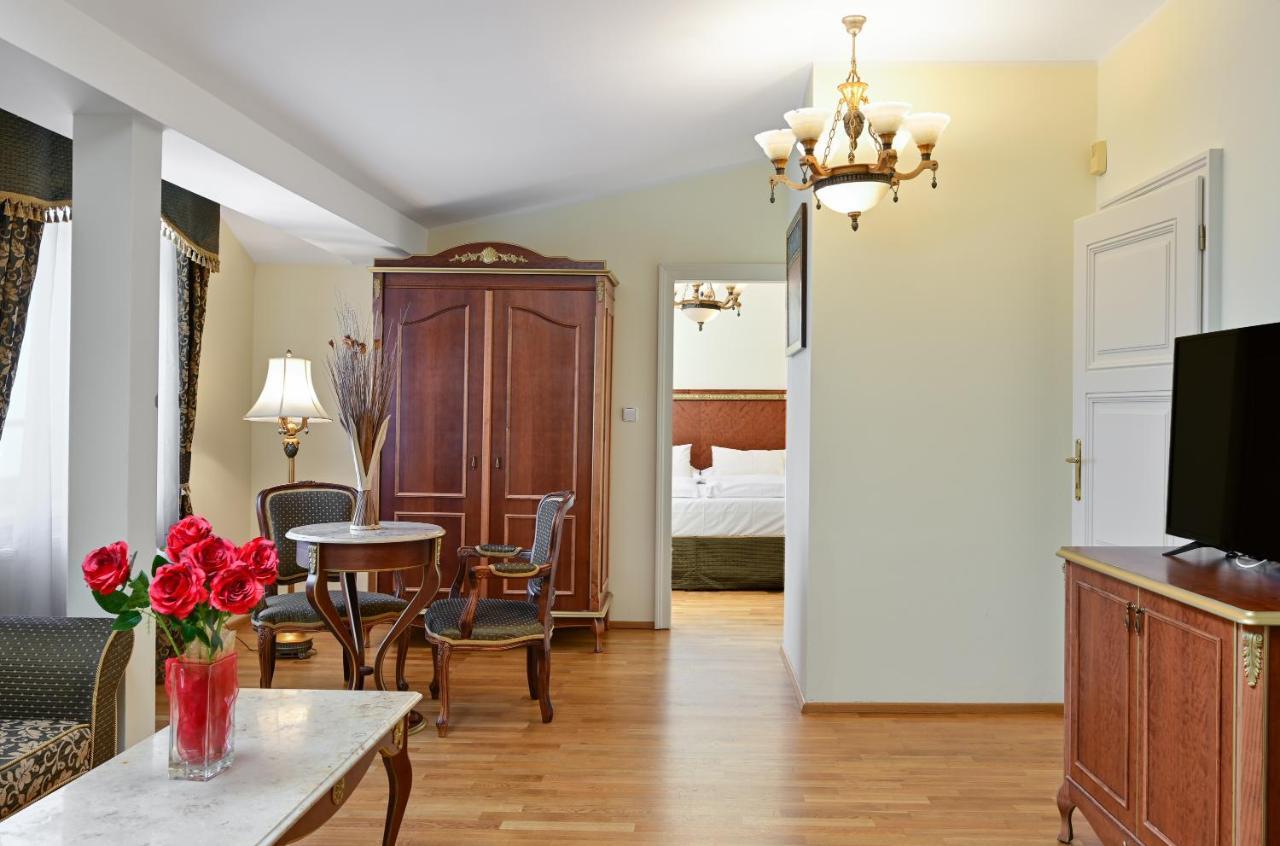 Residence Romanza Mariánské Lázně Екстериор снимка