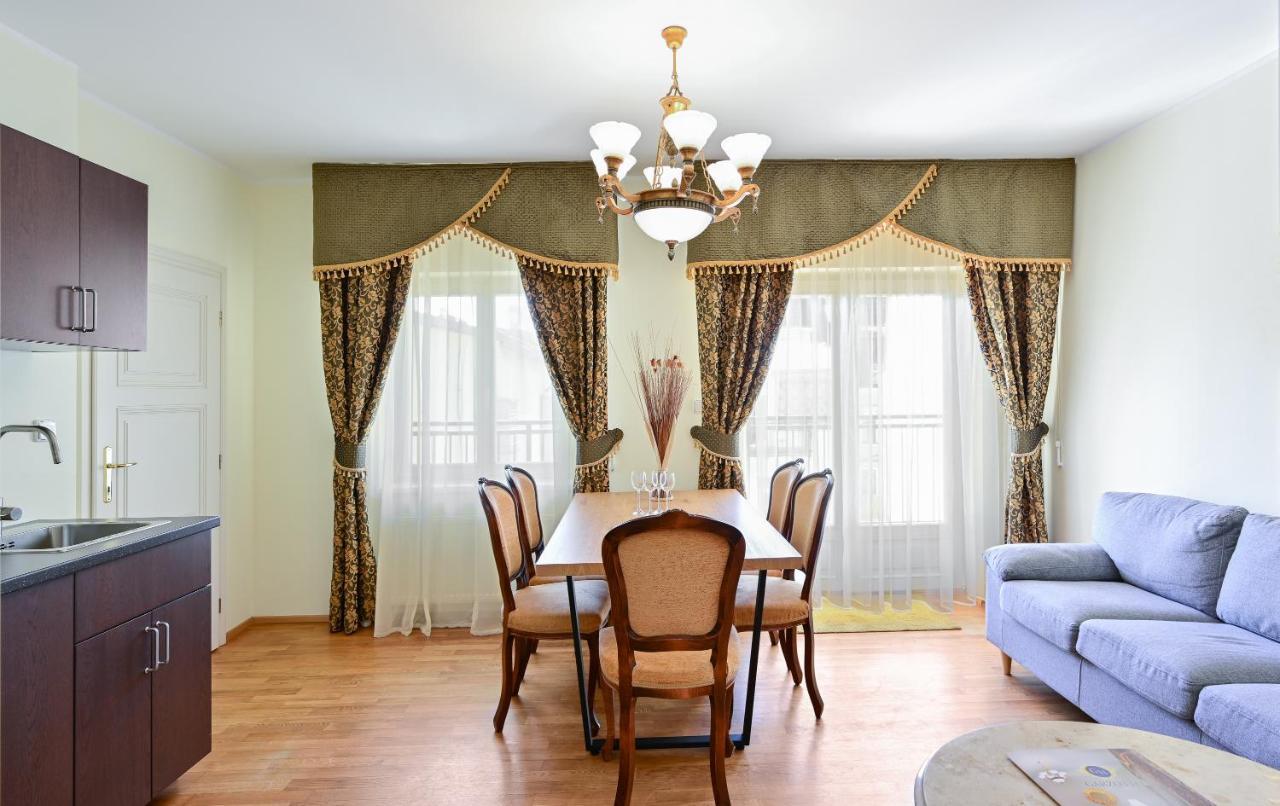 Residence Romanza Mariánské Lázně Екстериор снимка