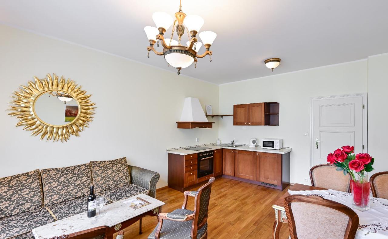 Residence Romanza Mariánské Lázně Екстериор снимка